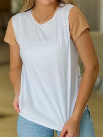 Camiseta feminina blusinha lurex com brilho na manga e gola personalizada como desejar  Cor Dourado Tamanho P