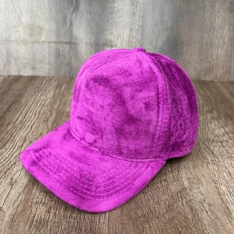 Boné Aba Curva Liso Suede Furadinho Camurça Tkm Strapback