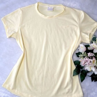 Camiseta feminina blusinha babylook personalizada como desejar Cor Amarelo Tamanho P