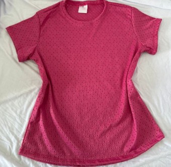 Camiseta feminina blusinha lazze (com furinhos) personalizada como desejar