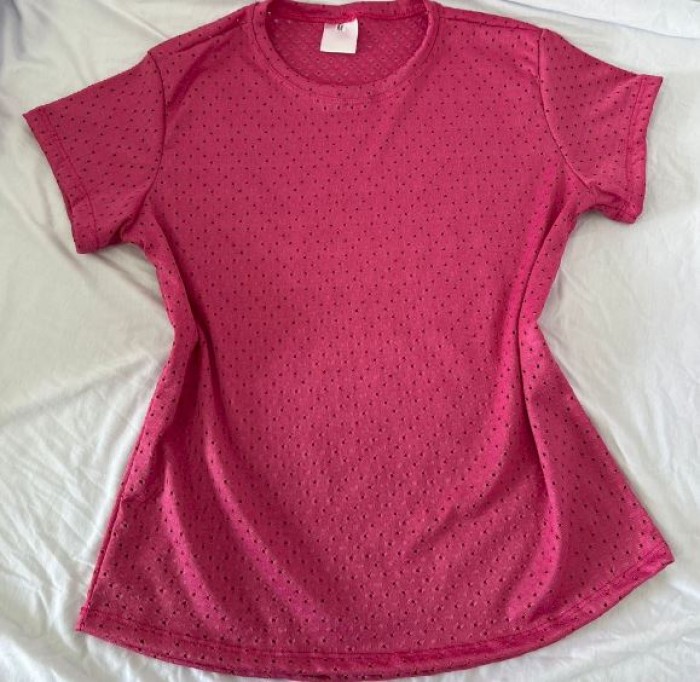 Camiseta feminina blusinha lazze (com furinhos) personalizada como desejar
