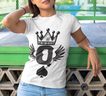 Camiseta Dama de Copas Jogos Cartas de Baralho Poker Espada