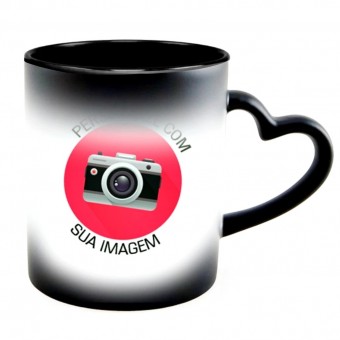 Caneca Mágica alça coração: A Surpresa Perfeita para Momentos Inesquecíveis!